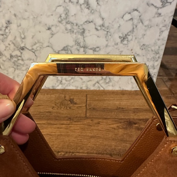 Ted Baker Leather And Suede Hexagon Handle Shopper Bag - Picture 14 of 17
